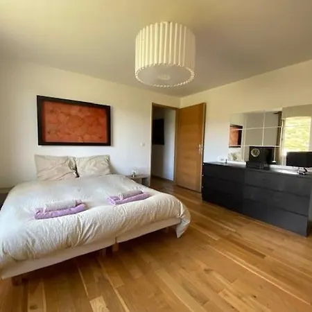 Le Riva Villa
